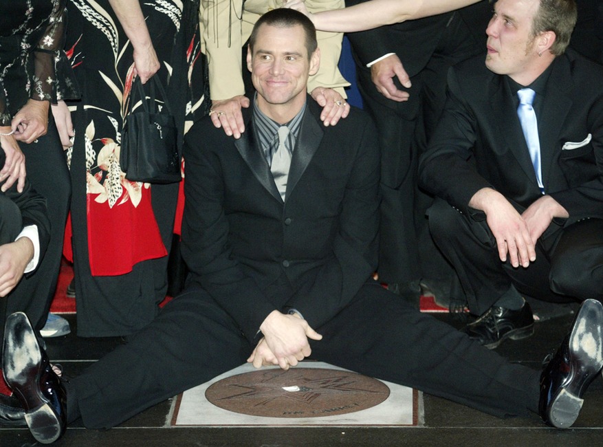 Jim Carrey អ្នកដើរកាណាដាល្បីល្បាញ